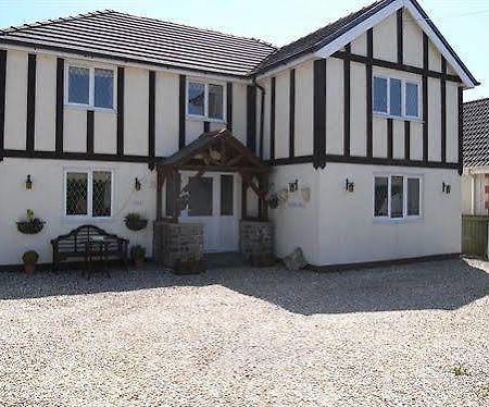 Tudor Lodge Ammanford Εξωτερικό φωτογραφία